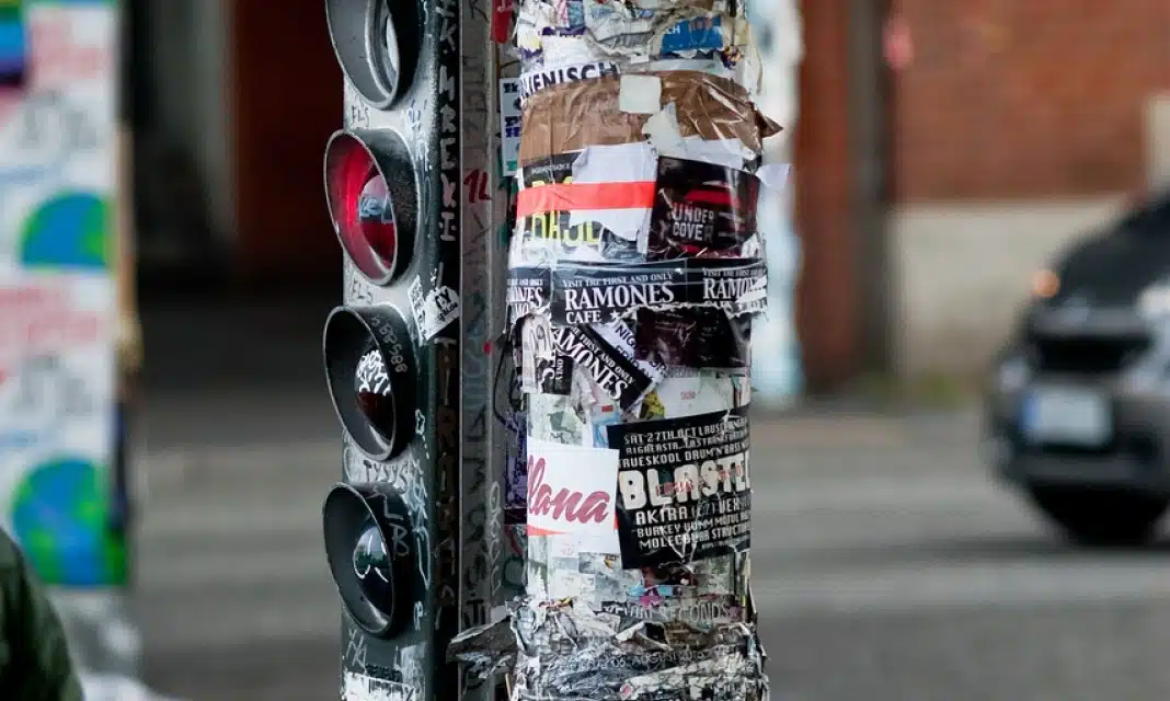 Ile kleju do styropianu?