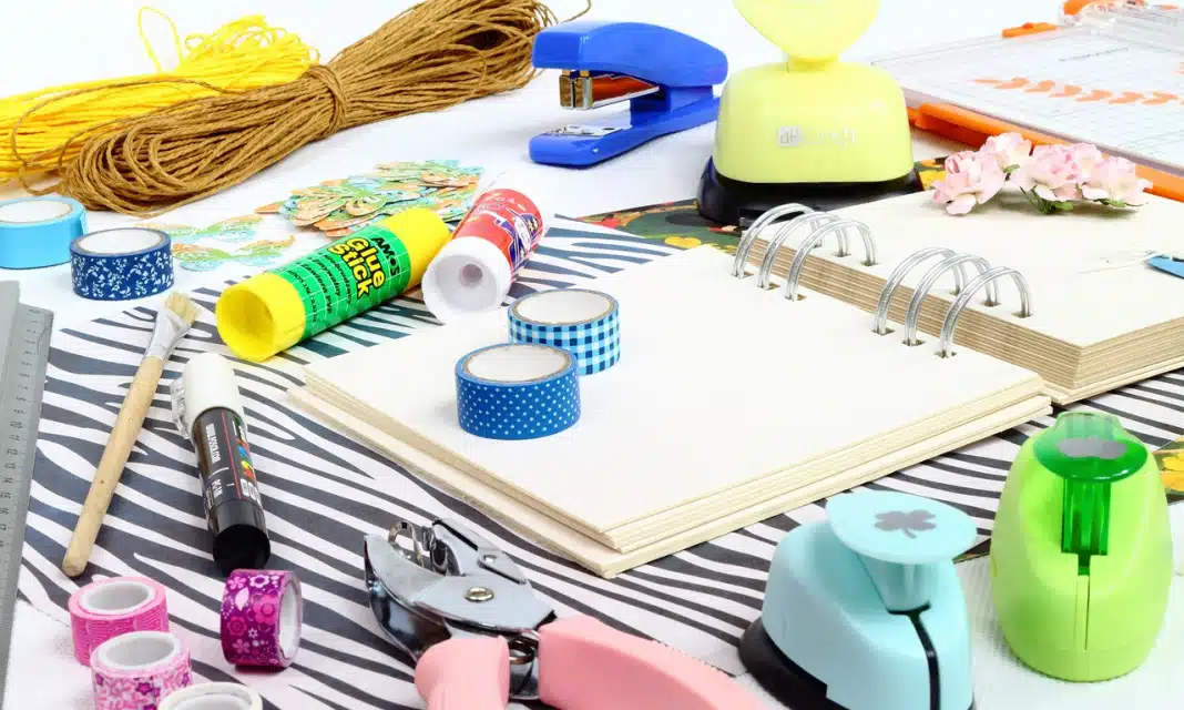 Jak ozdobić album w środku?