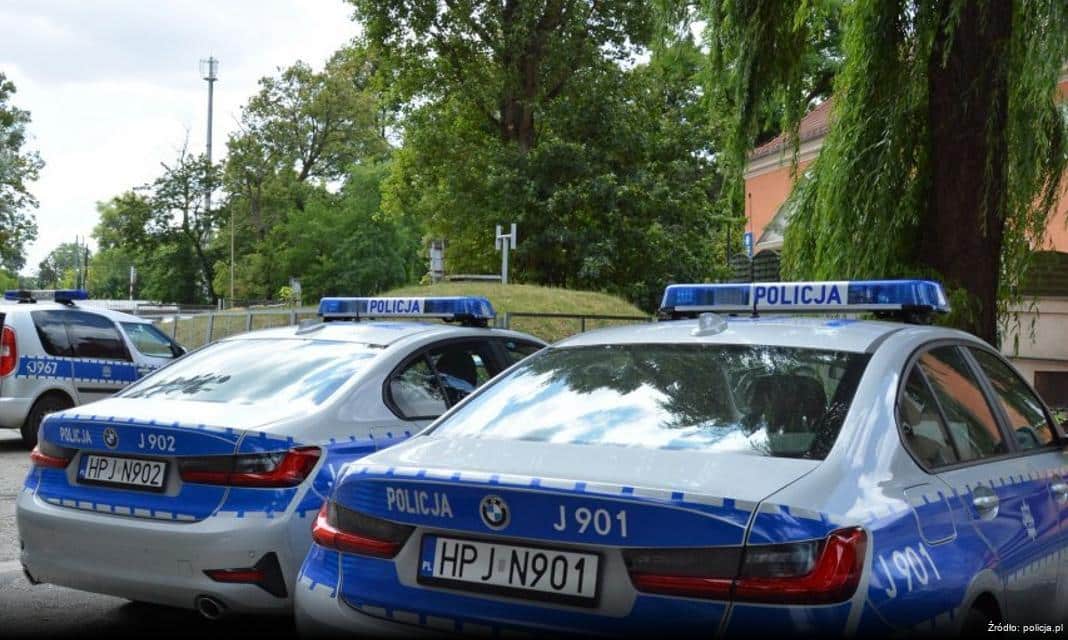 Nowy Radiowóz dla Pyrzyckiej Policji